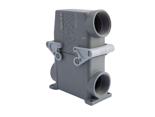 多级连接器外壳